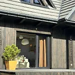 Chalet V11 By 11 Folk & Design *