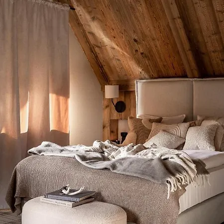 Alpesi faház V11 By 11 Folk & Design