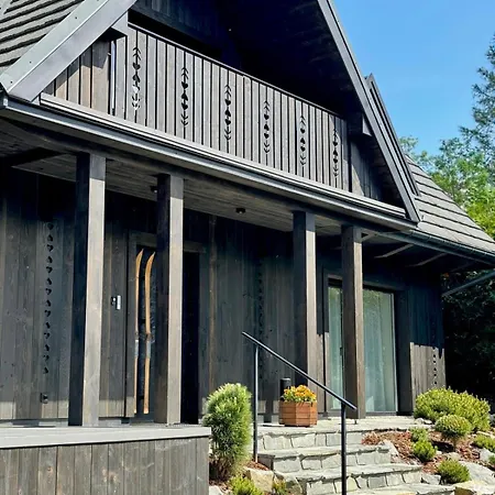 V11 By 11 Folk & Design Chalet *