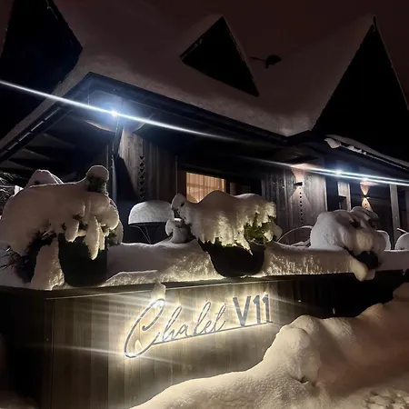 V11 By 11 Folk & Design *